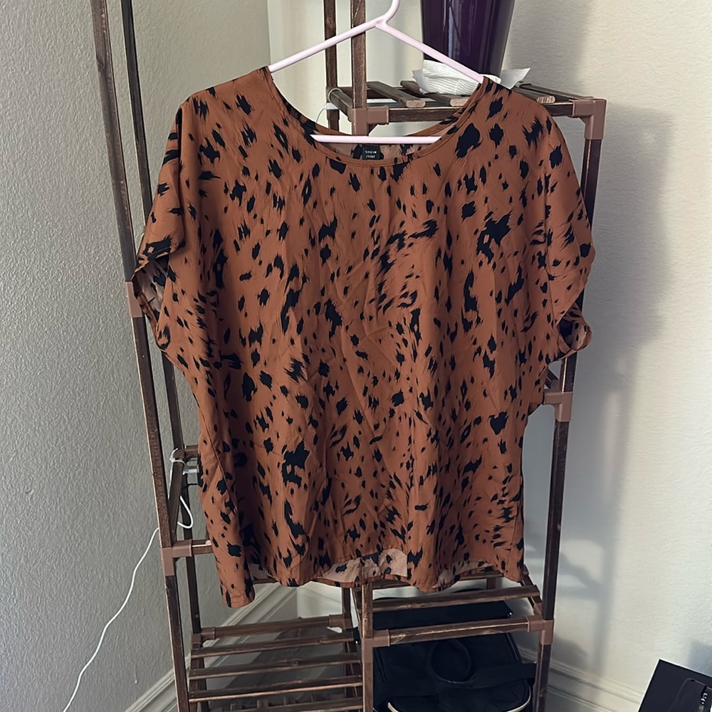 Cheetah print top